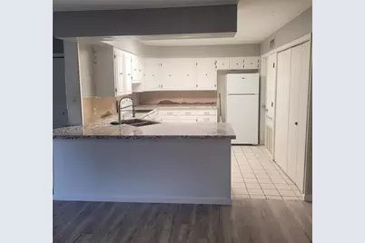 3106 Oakmont Drive, Orange, TX 77630 - Photo 6