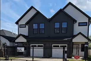 4618 Davenport St, Houston, TX 77051 - Photo 2