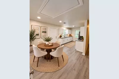2017 Worms Street, Houston, TX 77020 - Photo 2