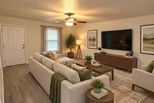 2017 Worms St, Houston, TX 77020 - Photo 4