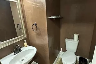 16715 Parliament Dr, Houston, TX 77083 - Photo 12