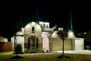 7111 Hillside Ave, Mont Belvieu, TX 77523 - Photo 2