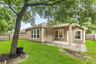 12818 Bridle Springs Ln, Houston, TX 77044 - Photo 34