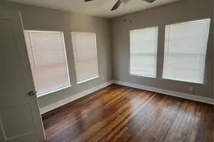 704 15th Ave N, Texas City, TX 77590 - Photo 16