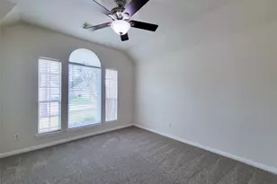 8410 Major Blizzard Dr, Houston, TX 77089 - Photo 26