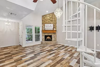 1109 Winding Way Drive, Friendswood, TX 77546 - Photo 4