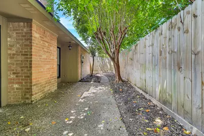 319 Champions Colony III, Houston, TX 77069 - Photo 28