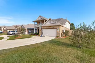 3061 Arbor Ranch Ct, Dickinson, TX 77539 - Photo 2