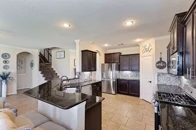 3061 Arbor Ranch Court, Dickinson, TX 77539 - Photo 8