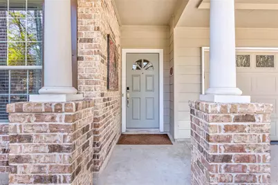 46 Flickering Sun Court, The Woodlands, TX 77382 - Photo 2