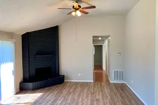 11003 Panicum Ct, Houston, TX 77086 - Photo 8