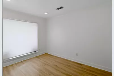 5526 Kuldell Drive, Houston, TX 77096 - Photo 22