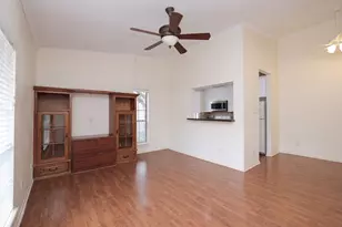 2001 Bering Dr, Houston, TX 77057 - Photo 4