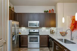 2033 S Gessner Rd, Houston, TX 77063 - Photo 20