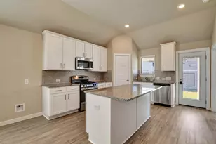 6419 Purple Wreath Way, Katy, TX 77449 - Photo 14