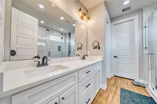 13510 Fallbrook Cir, Mont Belvieu, TX 77535 - Photo 24