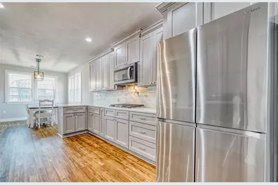 13510 Fallbrook Circle, Mont Belvieu, TX 77535 - Photo 16