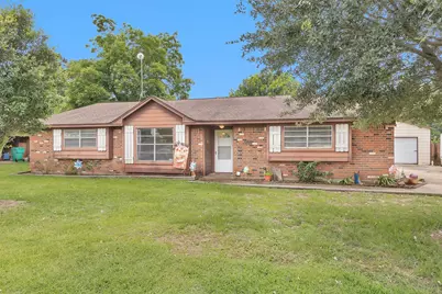 208 Gerald Street, Willis, TX 77378 - Photo 4