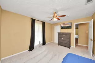 10602 Sagebriar Dr, Houston, TX 77089 - Photo 22