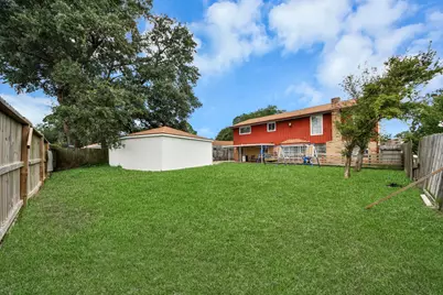 10602 Sagebriar Drive, Houston, TX 77089 - Photo 30