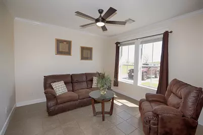 5722 Delany Road, Hitchcock, TX 77563 - Photo 8
