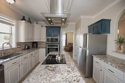 5722 Delany Road, Hitchcock, TX 77563 - Photo 12