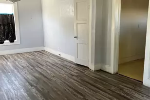 615 N Fourth St, Ganado, TX 77962 - Photo 4