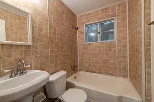 7110 McHenry St, Houston, TX 77087 - Photo 8