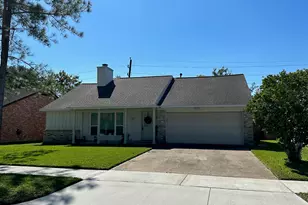 3114 Sleepy Hollow Dr, Sugar Land, TX 77479 - Photo 2