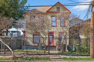 2416 Whitney St, Houston, TX 77006 - Photo 1