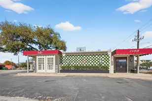 2416 Whitney St, Houston, TX 77006 - Photo 8