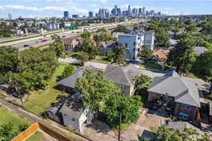 2218 Arbor St, Houston, TX 77004 - Photo 2