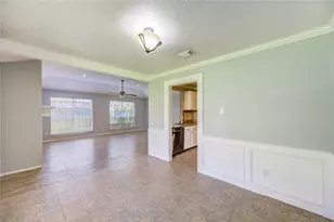 13114 Nantucket Dr, Sugar Land, TX 77478 - Photo 10