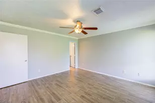 13114 Nantucket Dr, Sugar Land, TX 77478 - Photo 20