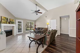 19619 Brentonridge Ln, Spring, TX 77379 - Photo 10