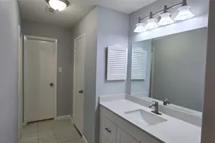 6311 Dawnridge Dr, Houston, TX 77035 - Photo 16