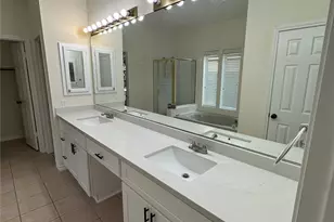 4510 Chestnut Meadow Dr, Sugar Land, TX 77479 - Photo 6