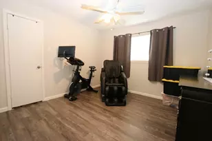 7318 Towerview Ln, Houston, TX 77489 - Photo 12