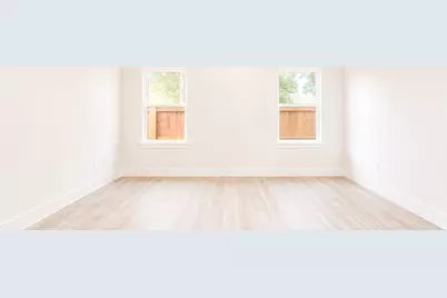 142B College Street, Fresno, TX 77545 - Photo 10