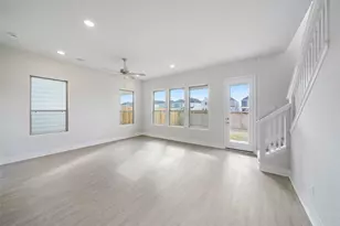 13405 Sun Cay Dr, Houston, TX 77047 - Photo 2