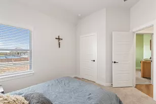 128 Radnor Rd, New Braunfels, TX 78130 - Photo 8