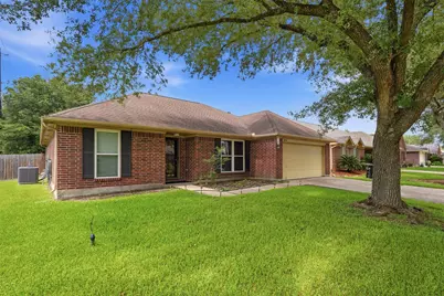 5034 Glenview Drive, La Porte, TX 77571 - Photo 1