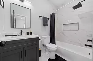 1615 Dolly Wright St, Houston, TX 77088 - Photo 18