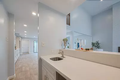 15600 Barkers Landing Road #20, Houston, TX 77079 - Photo 10