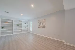 15600 Barkers Landing Rd, Houston, TX 77079 - Photo 38