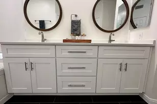 4602 Jamaica Dr, Sugar Land, TX 77479 - Photo 12