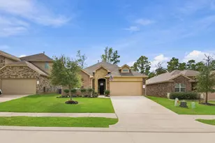 11371 Dawn Beach Ln, Conroe, TX 77304 - Photo 2