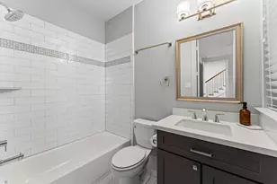 910 W 18th St, Houston, TX 77008 - Photo 8