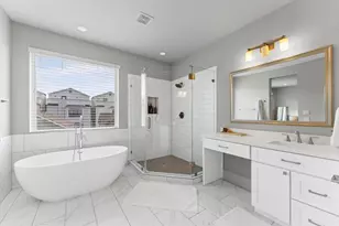 910 W 18th St, Houston, TX 77008 - Photo 16