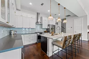 910 W 18th St, Houston, TX 77008 - Photo 10